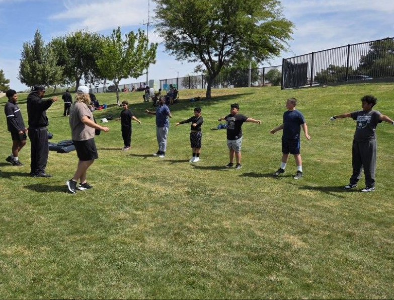 Youth tackle football players training in Palmdale California